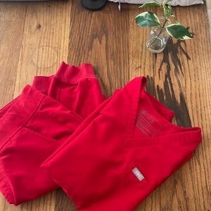 Figs Winning Red Medium Tall Zamora and medium Catarina set